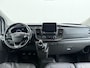 Ford Transit Custom 300 2.0TDCI L2H1 Dubbele Cabine 6-Persoons Trekhaak Navi Camera Cruise Control Imperiaal Airco Stoelverwarming Pdc DC DAB Bluetooth Betonplex Vloer Wandbetimmering 2.750KG Trekgewicht Origineel Nederlandse Auto