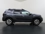 Dacia Duster 1.3TCe 131PK Prestige Trekhaak Navi Camera Apple Carplay Android Auto Ecc Bluetooth Cruise Control Pdc Dodehoek Signalering Isofix Privacy Glas Sidesteps Lmv ESP 1.500KG Trekgewicht Origineel Nederlandse Auto
