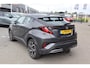 Toyota C-HR / C-HR+ 2.0 HYBRID DYNAMIC AFN-TREKHAAK APPLE/ANDROID PARK-SENSOREN KEYLESS 18"LM-VELGEN NL-AUTO