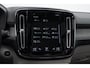 Volvo XC40 T4 190PK Automaat Inscription / Trekhaak / Panoramadak / Adaptieve koplampen / Adaptieve cruise control / Stoelverwarming / Keyless entry / elektrische achterklep / Apple carplay / Parkeersensoren met camera / BLIS
