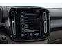 Volvo XC40 T4 190PK Automaat Inscription / Trekhaak / Panoramadak / Adaptieve koplampen / Adaptieve cruise control / Stoelverwarming / Keyless entry / elektrische achterklep / Apple carplay / Parkeersensoren met camera / BLIS