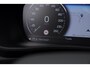 Volvo XC40 T4 190PK Automaat Inscription / Trekhaak / Panoramadak / Adaptieve koplampen / Adaptieve cruise control / Stoelverwarming / Keyless entry / elektrische achterklep / Apple carplay / Parkeersensoren met camera / BLIS