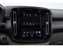 Volvo XC40 T4 190PK Automaat Inscription / Trekhaak / Panoramadak / Adaptieve koplampen / Adaptieve cruise control / Stoelverwarming / Keyless entry / elektrische achterklep / Apple carplay / Parkeersensoren met camera / BLIS