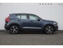 Volvo XC40 T4 190PK Automaat Inscription / Trekhaak / Panoramadak / Adaptieve koplampen / Adaptieve cruise control / Stoelverwarming / Keyless entry / elektrische achterklep / Apple carplay / Parkeersensoren met camera / BLIS