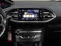 Peugeot 308 SW 1.2 130PK Allure | 1ste eigenaar | AppleCarPlay/AndroidAuto | 16"LMV | Navigatie | Cruise Control | Climate Control | Camera | Armsteun | Keyless | Isofix | Parkeersensoren | Trekhaak | Stoelverwarming |