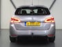 Peugeot 308 SW 1.2 130PK Allure | 1ste eigenaar | AppleCarPlay/AndroidAuto | 16"LMV | Navigatie | Cruise Control | Climate Control | Camera | Armsteun | Keyless | Isofix | Parkeersensoren | Trekhaak | Stoelverwarming |