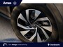 Volkswagen T-Roc Limited Edition 1.5 eTSI 85 kW / 116 PK SUV 7 versn. DSG | Achteruitrijcamera 'Rear View' | Zijruiten achter en achterruit getint |