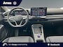 Volkswagen T-Roc Limited Edition 1.5 eTSI 85 kW / 116 PK SUV 7 versn. DSG | Achteruitrijcamera 'Rear View' | Zijruiten achter en achterruit getint |