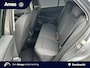 Volkswagen T-Roc Limited Edition 1.5 eTSI 85 kW / 116 PK SUV 7 versn. DSG | Achteruitrijcamera 'Rear View' | Zijruiten achter en achterruit getint |