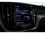 Volvo XC60 2.0 T6 Plug-in hybrid AWD Plus Dark | Trekhaak | 360 camera | Adap. Cruise | Dode hoek |Stoel + stuurverw. | Harman/ Kardon Audio
