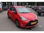 Toyota Yaris 1.5 HYBRID DYNAMIC NL-AUTO NAVI LM-VELGEN LED PRIVACY-GLASS KEYLESS NAVI DAB+