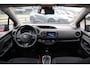 Toyota Yaris 1.5 HYBRID DYNAMIC NL-AUTO NAVI LM-VELGEN LED PRIVACY-GLASS KEYLESS NAVI DAB+
