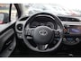 Toyota Yaris 1.5 HYBRID DYNAMIC NL-AUTO NAVI LM-VELGEN LED PRIVACY-GLASS KEYLESS NAVI DAB+