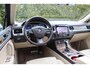 Volkswagen Touareg 3.0 TSI 380PK Hybrid Highline Pano | Trhk | Dyn Audio |