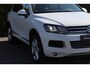 Volkswagen Touareg 3.0 TSI 380PK Hybrid Highline Pano | Trhk | Dyn Audio |