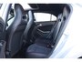 Mercedes-Benz A-klasse A180 AUTOMAAT AMG LINE Night Pakket | NL Auto | Panodak | Xenon | Navi | Stoelverw. | 18 Inch Lm | Pdc v+a | Trekhaak afn. |