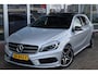 Mercedes-Benz A-klasse A180 AUTOMAAT AMG LINE Night Pakket | NL Auto | Panodak | Xenon | Navi | Stoelverw. | 18 Inch Lm | Pdc v+a | Trekhaak afn. |