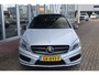 Mercedes-Benz A-klasse A180 AUTOMAAT AMG LINE Night Pakket | NL Auto | Panodak | Xenon | Navi | Stoelverw. | 18 Inch Lm | Pdc v+a | Trekhaak afn. |