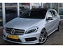 Mercedes-Benz A-klasse A180 AUTOMAAT AMG LINE Night Pakket | NL Auto | Panodak | Xenon | Navi | Stoelverw. | 18 Inch Lm | Pdc v+a | Trekhaak afn. |