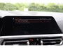 BMW 3-Serie Touring 330e M-Sprotpakket, HUD, Pano, Elektrische trekhaak, Memorystoelen, Laserlicht, Harman Kardon, Adaptief Cruise Ctonrok, DAB Grootlichtassistent, Shadowline, Innovatiepakket, etc.