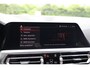 BMW 3-Serie Touring 330e M-Sprotpakket, HUD, Pano, Elektrische trekhaak, Memorystoelen, Laserlicht, Harman Kardon, Adaptief Cruise Ctonrok, DAB Grootlichtassistent, Shadowline, Innovatiepakket, etc.