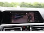 BMW 3-Serie Touring 330e M-Sprotpakket, HUD, Pano, Elektrische trekhaak, Memorystoelen, Laserlicht, Harman Kardon, Adaptief Cruise Ctonrok, DAB Grootlichtassistent, Shadowline, Innovatiepakket, etc.