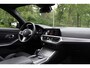BMW 3-Serie Touring 330e M-Sprotpakket, HUD, Pano, Elektrische trekhaak, Memorystoelen, Laserlicht, Harman Kardon, Adaptief Cruise Ctonrok, DAB Grootlichtassistent, Shadowline, Innovatiepakket, etc.