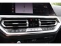 BMW 3-Serie Touring 330e M-Sprotpakket, HUD, Pano, Elektrische trekhaak, Memorystoelen, Laserlicht, Harman Kardon, Adaptief Cruise Ctonrok, DAB Grootlichtassistent, Shadowline, Innovatiepakket, etc.