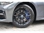 BMW 3-Serie Touring 330e M-Sprotpakket, HUD, Pano, Elektrische trekhaak, Memorystoelen, Laserlicht, Harman Kardon, Adaptief Cruise Ctonrok, DAB Grootlichtassistent, Shadowline, Innovatiepakket, etc.