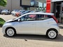 Toyota Aygo X X-PLAY ACHTERUITRIJCAMERA AIRCO APLLE CARPLAI / ANDROID AUTO