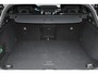 Volvo V60 B4 Essential Adaptieve Cruise Control | BLIS | Achterruitrijcamera | Lederen bekleding | Stoel en stuurwiel verwarming | Google services | Achterbank verwarmd |