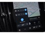 Volvo V60 B4 Essential Adaptieve Cruise Control | BLIS | Achterruitrijcamera | Lederen bekleding | Stoel en stuurwiel verwarming | Google services | Achterbank verwarmd |
