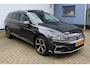 Volkswagen Passat Variant 1.4 TSI PHEV GTE Business | Incl. 12 maanden Garantie | Panorama dak | Stoelmassage | Adaptive cruise | Achteruitrijcamera | Keyless entry/start | Stoel/stuur verwarming | Elektrische kofferbakklep | Apple CarPlay/Android Auto | Climate controle | Navigatie | Standkachel | Lederen bekleding | Dodehoekdetectie |