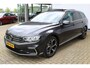 Volkswagen Passat Variant 1.4 TSI PHEV GTE Business | Incl. 12 maanden Garantie | Panorama dak | Stoelmassage | Adaptive cruise | Achteruitrijcamera | Keyless entry/start | Stoel/stuur verwarming | Elektrische kofferbakklep | Apple CarPlay/Android Auto | Climate controle | Navigatie | Standkachel | Lederen bekleding | Dodehoekdetectie |