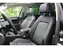 Volkswagen Passat Variant 1.4 TSI PHEV GTE Business | Incl. 12 maanden Garantie | Panorama dak | Stoelmassage | Adaptive cruise | Achteruitrijcamera | Keyless entry/start | Stoel/stuur verwarming | Elektrische kofferbakklep | Apple CarPlay/Android Auto | Climate controle | Navigatie | Standkachel | Lederen bekleding | Dodehoekdetectie |
