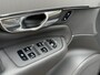 Volvo XC90 2.0 T8 Recharge 390pk AWD Expression | Leder | Camera | Adaptieve cruise / Pilot assist | 7-zitplaatsen | Navigatie | Apple CarPlay | Harman&kardon audio | Keyless entry&start | 19 inch velgen | Volledig dealeronderhouden