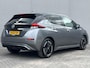 Nissan Leaf Tekna 39 kWh / Lage Km's! / Dealer Onderhouden / SOH 95,19% / Cruise Control / Apple Carplay&Android Auto / Airco / Voor Stoelverwarming / Dode Hoek Detectie / Full-Map Navigatie / E-Pedal Drive / Lichtmetalen Velgen 17" / Stuur Verwarming / Keyless Start&Entry /