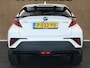 Toyota C-HR / C-HR+ 1.8 Hybrid Style - ORIGINEEL NEDERLANDSE AUTO - CRUISE CONTROL ADAPTIEF - PARKEERSENSOREN VOOR + ACHTER - DODEHOEKDETECTIE - LICHTMETALEN VELGEN 18 INCH - NAVIGATIE FULL MAP - STOELVERWARMING VOORZIJDE - EXTRA GETINT GLAS