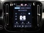 Volvo XC40 B4 AUT(7) PLUS DARK SCHUIFDAK PIXEL-LED 360GR CAM 19INCH