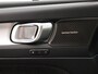 Volvo XC40 B4 AUT(7) PLUS DARK SCHUIFDAK PIXEL-LED 360GR CAM 19INCH