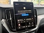 Volvo XC60 T8 Plug-in hybrid AWD Ultra Dark Executive Edition | Luchtvering | 22" | Gelamineerd Glas | Bowers & Wilkins | Stoelmassage & Ventilatie | MY '27 |