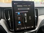 Volvo XC60 T8 Plug-in hybrid AWD Ultra Dark Executive Edition | Luchtvering | 22" | Gelamineerd Glas | Bowers & Wilkins | Stoelmassage & Ventilatie | MY '27 |
