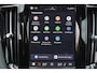 Volvo XC60 T8 Plug-in hybrid AWD Plus Dark - Panorama/schuifdak - IntelliSafe Assist & Surround - 360º Camera - Harman/Kardon audio - Adaptieve LED koplampen - Verwarmde voorstoelen, stuur & achterbank - Parkeersensoren voor & achter - Elektr. bedienb. voorstoelen met geheugen - Draadloze tel. lader - Standkachel - Extra getint glas - 20' LMV