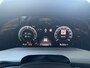 Volkswagen Golf 1.5 eHybrid 204pk DSG Life Edition / Zwenkbare trekhaak / Dodehoek detectie / Stuur en stoelverwarming / 18'' LMV Rijdende demonstratieauto, bezichtiging op afspraak