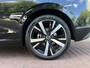 Volkswagen Golf 1.5 eHybrid 204pk DSG Life Edition / Zwenkbare trekhaak / Dodehoek detectie / Stuur en stoelverwarming / 18'' LMV Rijdende demonstratieauto, bezichtiging op afspraak