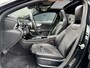 Mercedes-Benz A-klasse 180 Business Solution AMG Panoramadak + Geheugenstoelen, NL-Auto!