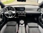 Mercedes-Benz A-klasse 180 Business Solution AMG Panoramadak + Geheugenstoelen, NL-Auto!