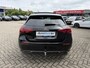 Mercedes-Benz A-klasse 250 e Luxury Line Panoramadak Trekhaak Stuurwielverwarming Carplay ACC 360 gr Camera