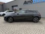 Mercedes-Benz A-klasse 250 e Luxury Line Panoramadak Trekhaak Stuurwielverwarming Carplay ACC 360 gr Camera