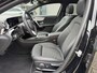 Mercedes-Benz A-klasse 250 e Luxury Line Panoramadak Trekhaak Stuurwielverwarming Carplay ACC 360 gr Camera